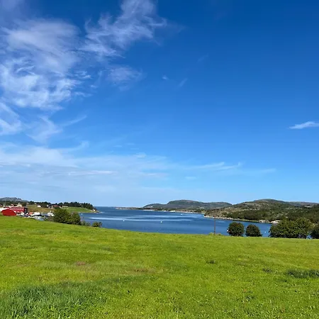 Huset Heimstad I Herfjord Skippervik