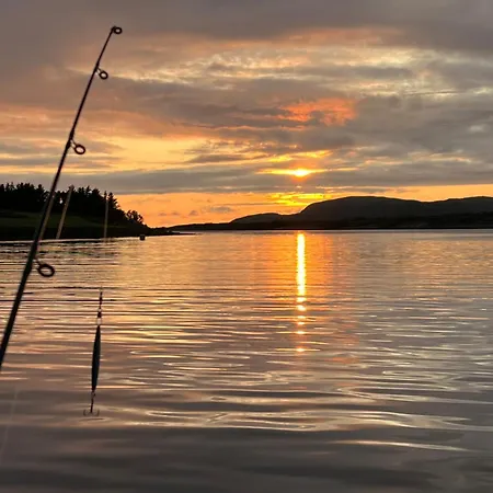 Huset Heimstad I Herfjord Feriehus Skippervik
