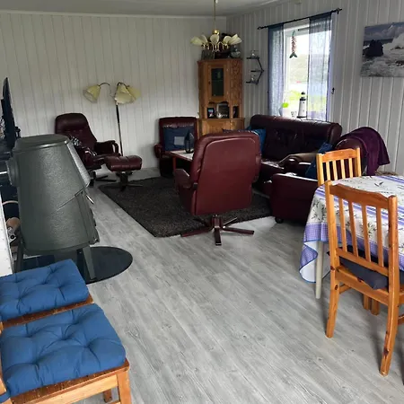 Huset Heimstad I Herfjord Skippervik